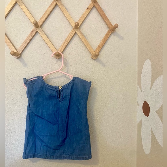 OshKosh 4T girls chambray jean shirt - Picture 2 of 4